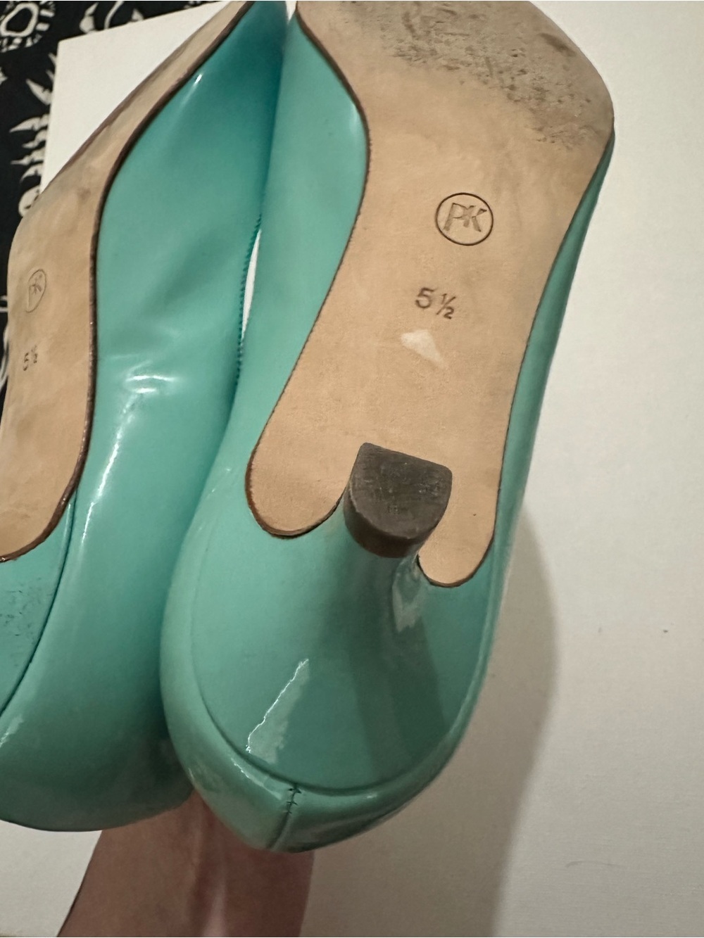 Peter Kaiser Teal Gradient Patent Pointed-Toe Pumps Party Formal Sz 8 US/5.5 UK - Picture 12 of 15
